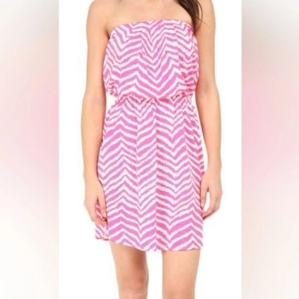 Lilly Pulitzer Strapless Blouson Mini Dress Size XS Pink/White Chevron Print